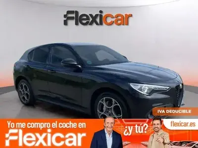 Usado Alfa Romeo Stelvio Sprint 160 CV (117 kW) 2022 Negro SUV