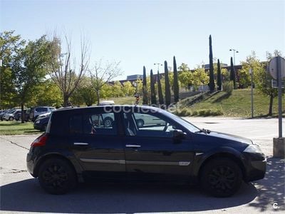 Usado Renault Mégane II Dynamique 98 CV (72 kW) 2006 Negro Berlina