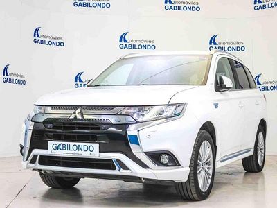 Blanco Usado 2019 Mitsubishi Outlander P-HEV Motion SUV | 20.900 € (Precio justo)