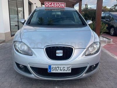 Usado Seat Leon Ecomotive 105 CV (77 kW) 2008 Gris / plata Utilitario