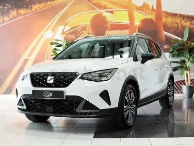 Usado Seat Arona FR 115 CV (84 kW) 2025 Blanco SUV