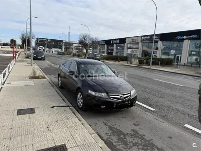 Usado Honda Accord Executive 140 CV (102 kW) 2007 Negro Berlina