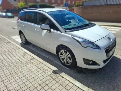 Usado Peugeot 5008