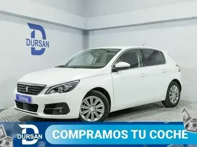 Usado Peugeot 308 Allure 110 CV (80 kW) 2021 Blanco Berlina