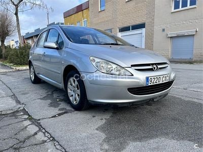 Gris / plata Usado 2004 Peugeot 307 Berlina | 2900 € (Precio justo)