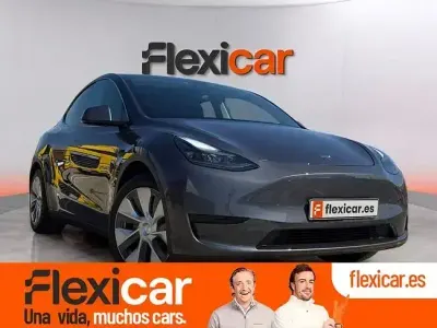 Usado Tesla Model Y RWD 255 kW (347 CV) 2023 Gris SUV