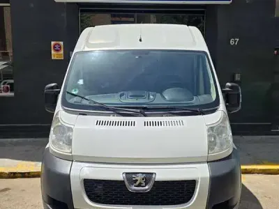 Usado Peugeot Boxer 129 CV (94 kW) 2015 Blanco Van