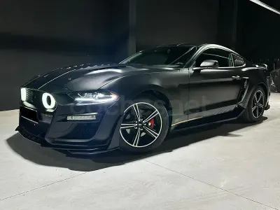 Usado Ford Mustang Fastback 291 CV (214 kW) 2020 Negro Coupe