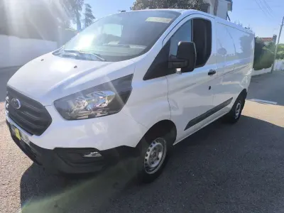 Usado Ford Transit Custom Ambiente 105 CV (77 kW) 2020 Blanco Van