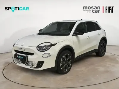 Usado Fiat 600 La Prima 100 CV (73 kW) 2025 Blanco gelato SUV