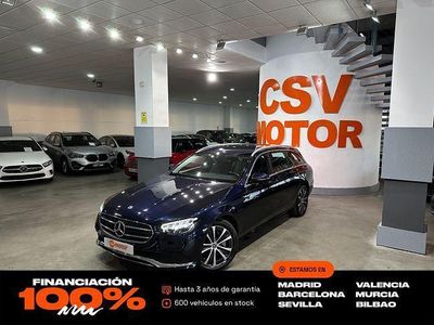 Usado Mercedes E300 320 CV (235 kW) 2022 Azul Familiar