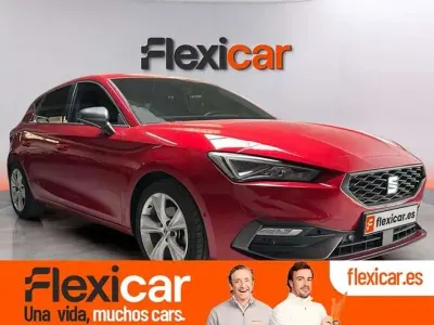 Usado Seat Leon FR 116 CV (85 kW) 2024 Rojo Utilitario