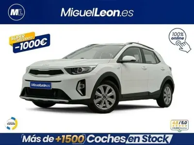 Usado Kia Stonic 84 CV (61 kW) 2023 Blanco SUV