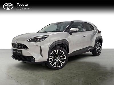Usado Toyota Yaris Cross Style 116 CV (85 kW) 2022 Gris / plata SUV
