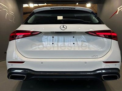 Usado Mercedes C220 200 CV (147 kW) 2022 Blanco Familiar