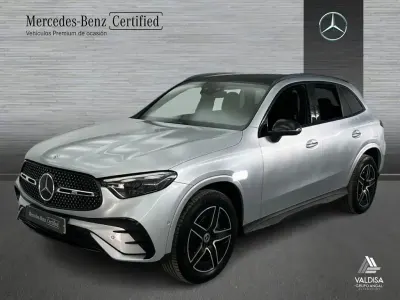 Käytetty Mercedes GLC300 AMG line 333 HP (244 kW) 2024 Harmaa