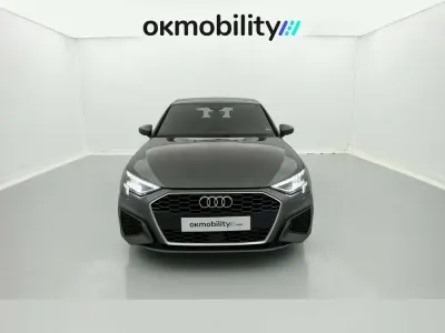 Usado Audi A3 S-Line 150 CV (110 kW) 2024 Plateado Familiar