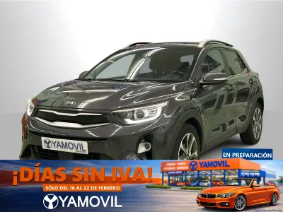 Usado Kia Stonic 120 CV (88 kW) 2017 Gris / plata SUV