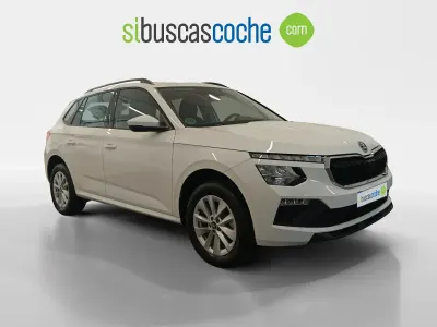 Usado Skoda Kamiq Essence 95 CV (69 kW) 2025 Blanco SUV