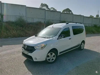 Usado Dacia Dokker Essentiel 95 CV (69 kW) 2019 Blanco Monovolumen