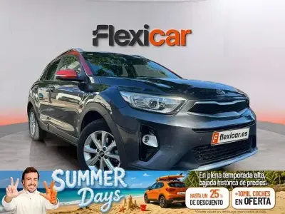Usado Kia Stonic 100 CV (73 kW) 2018 Negro SUV