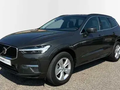 Usado Volvo XC60 Momentum 197 CV (144 kW) 2022 Gris SUV