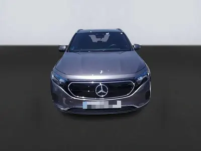 Begagnad Mercedes EQA300 167 kW (228 HK) 2023 Grå SUV