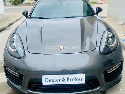Usado Porsche Panamera GTS 440 CV (323 kW) 2016 Gris / plata Berlina