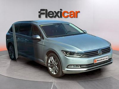 Usado VW Passat Sportline 150 CV (110 kW) 2018 Gris Familiar