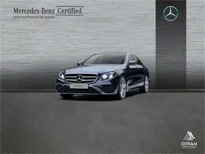 Käytetty Mercedes E220 194 HP (142 kW) 2018 Sininen Sedan