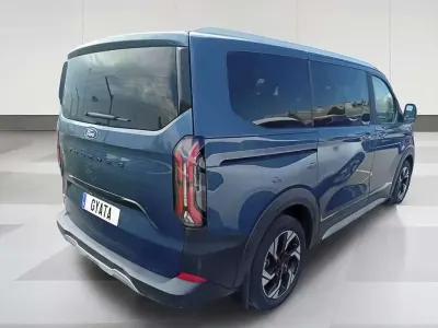 Usado Ford Tourneo Custom Active 232 CV (170 kW) 2024 Azul Van