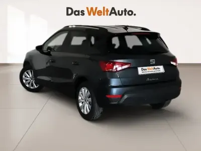 Usado Seat Arona Style 115 CV (84 kW) 2025 Gris SUV