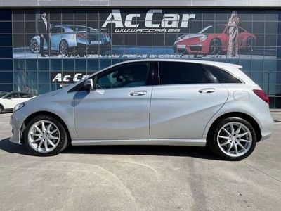 Mercedes B200