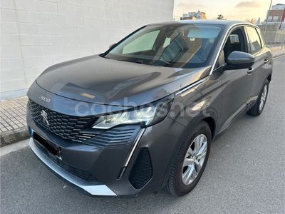 Usado Peugeot 3008 Allure 130 CV (95 kW) 2021 Gris / plata SUV