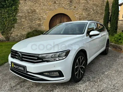 Brugt VW Passat Executive 150 HK (110 kW) 2022 Hvid Stationcar