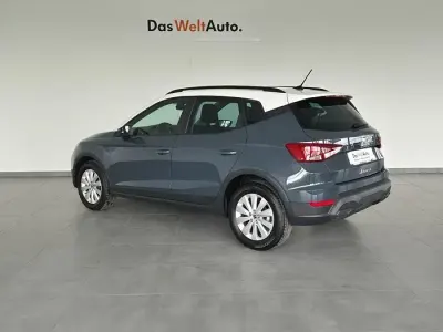 Usado Seat Arona Style 115 CV (84 kW) 2025 Gris SUV