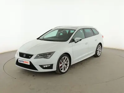 Usado Seat Leon FR 150 CV (110 kW) 2016 Blanco Familiar