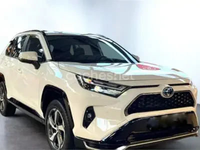 Nuevo Toyota RAV4 Hybrid Plus 306 CV (225 kW) 2026 Gris / plata SUV