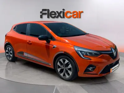 Usado Renault Clio V LIMITED 90 CV (66 kW) 2021 Naranja Berlina