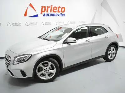 Begagnad Mercedes GLA200