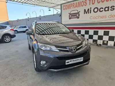 Usado Toyota RAV4 Executive 150 CV (110 kW) 2014 Gris SUV