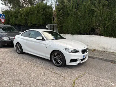 Używany BMW 218 Shadowline 136 KM (100 kW) 2016 Biały Coupe