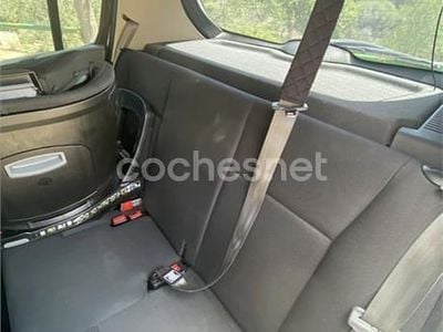 Usado Renault Clio GrandTour Authentique 75 CV (55 kW) 2011 Blanco Familiar