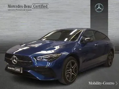 Usado Mercedes CLA250e Shooting Brake 218 CV (160 kW) 2026 Azul espectral Familiar
