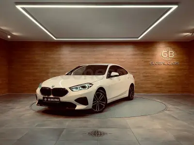 Usado BMW 218 Sport Line 136 CV (100 kW) 2021 Blanco Coupe