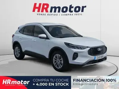 Usado Ford Kuga Titanium 150 CV (110 kW) 2025 Blanco SUV