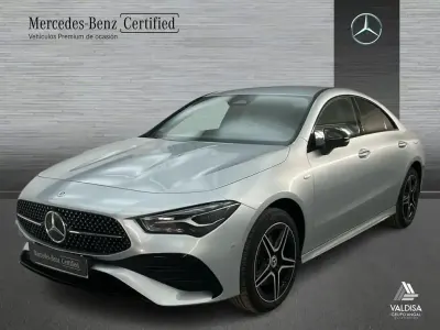 Usado Mercedes CLA250e AMG line 218 CV (160 kW) 2025 Plata hightech Coupe