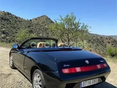 Usado Alfa Romeo Spider 155 CV (114 kW) 2000 Negro Descapotable