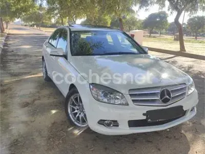 Usado Mercedes C200 Elegance 163 CV (119 kW) 2008 Blanco Berlina