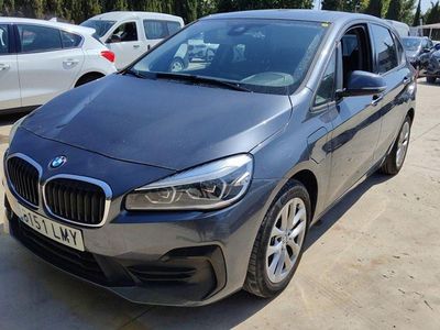 BMW 225